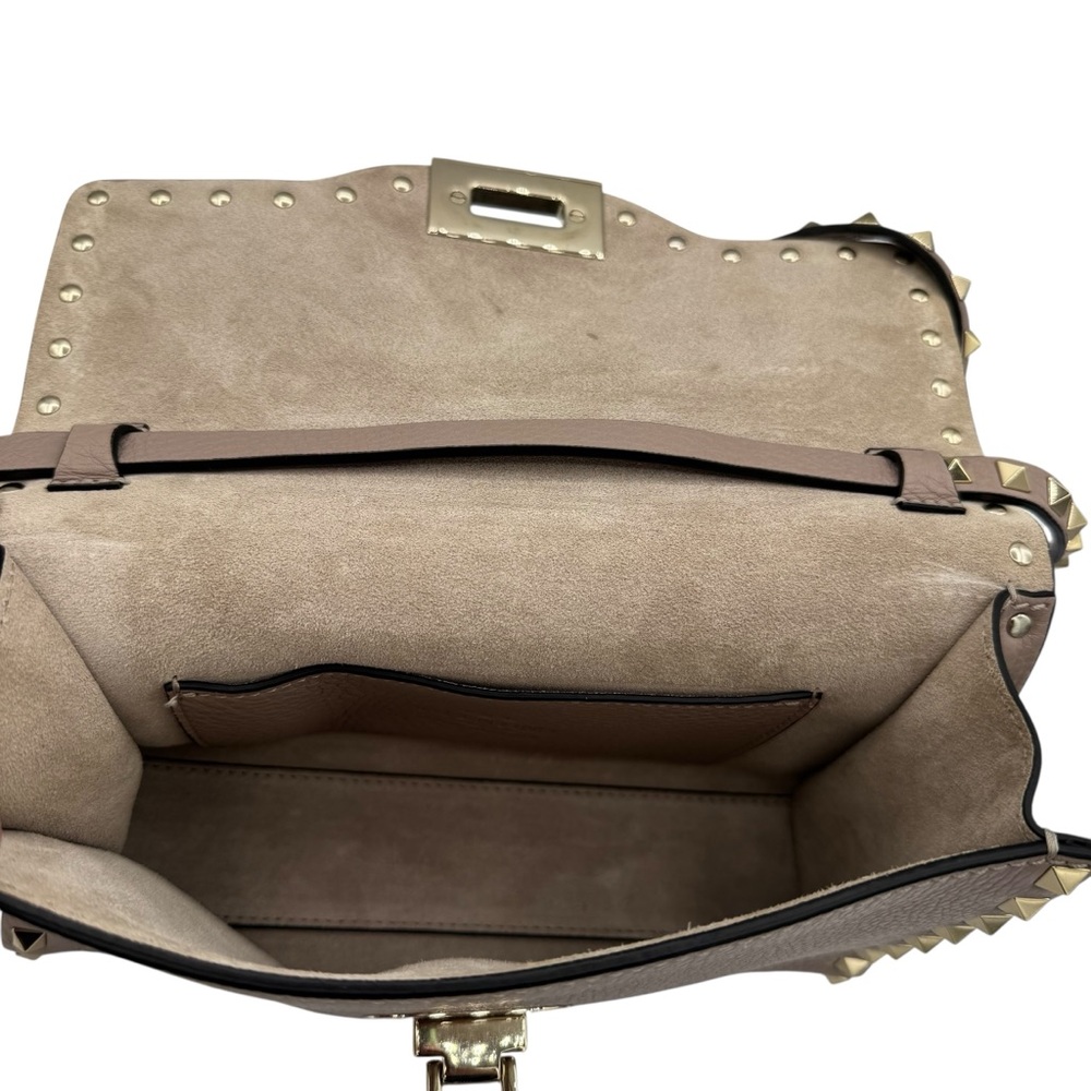 Valentino Garavani Small Rockstud Grainy Calfskin Crossbody Bag - Picture 11 of 16